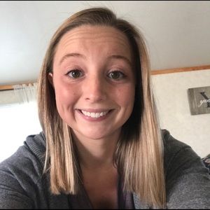 Meet your Posher, Chelsey